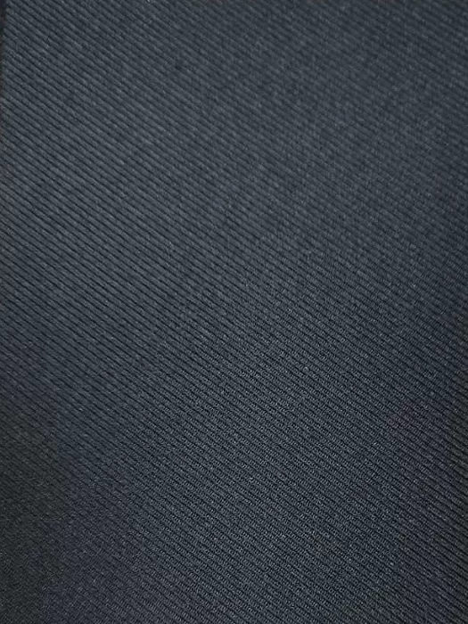 105001
