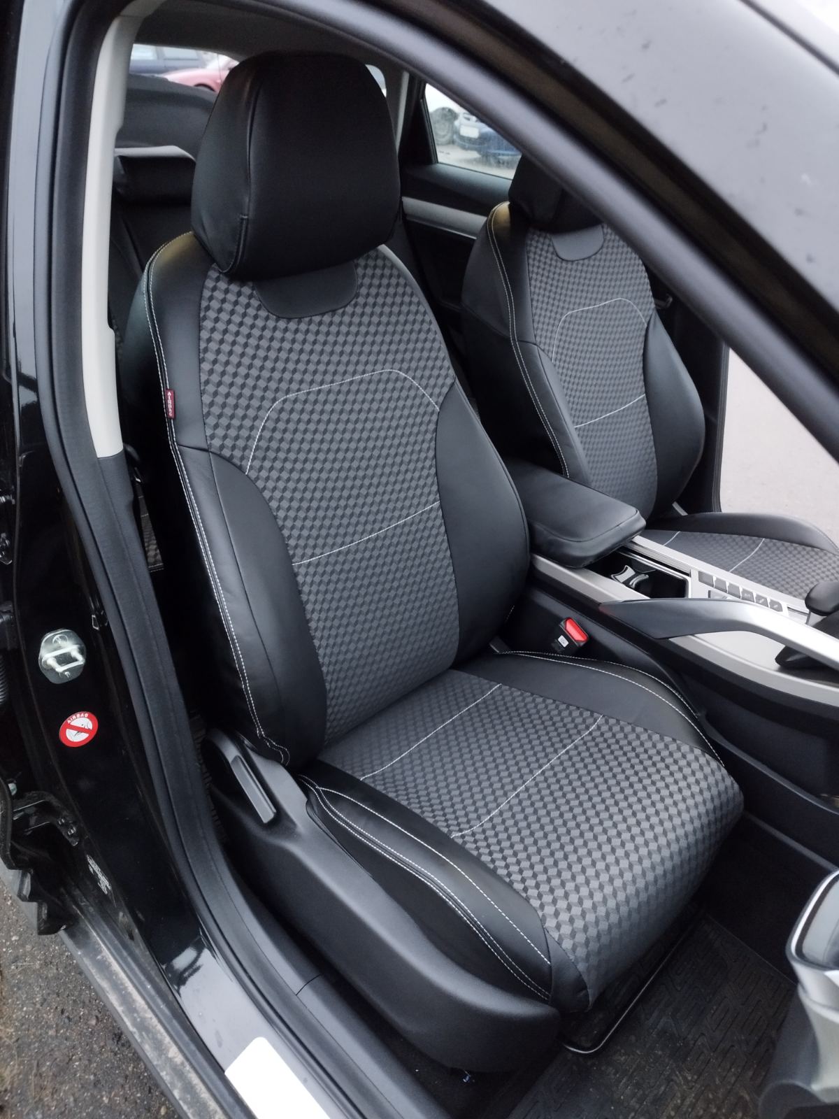 Авточехлы BelGee X50